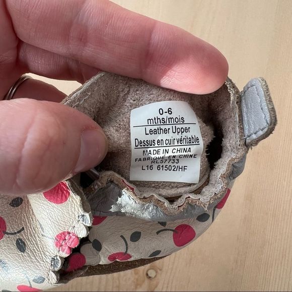 Baby Girl 0-6 Month  Robeez Leather Moccasin Shoes - Picture 6 of 9